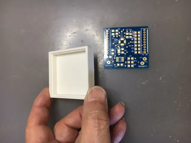 Nắp Bo Mạch Nhỏ - Image 1