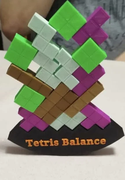 Tetris Thăng Bằng, Phiên Bản Khối Kín - Image 1