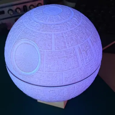 Đèn bàn Ngôi sao Chết Starwars