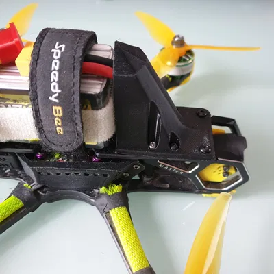 Speedybee Master5 V2 LIPO shield