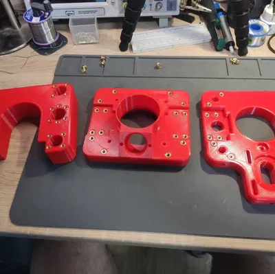 Table Router Construction