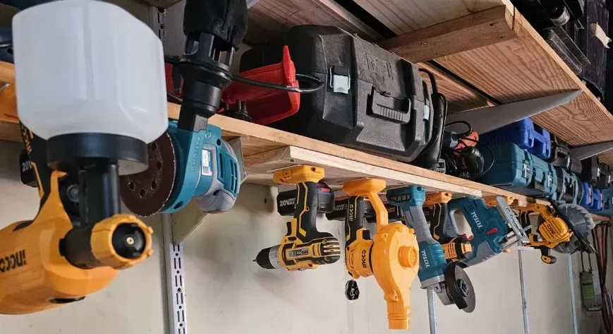 Khung Gắn Máy Pin Total Ingco - Image 1