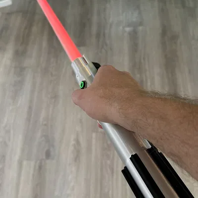 Thanh kiếm ánh sáng giống của Anakin