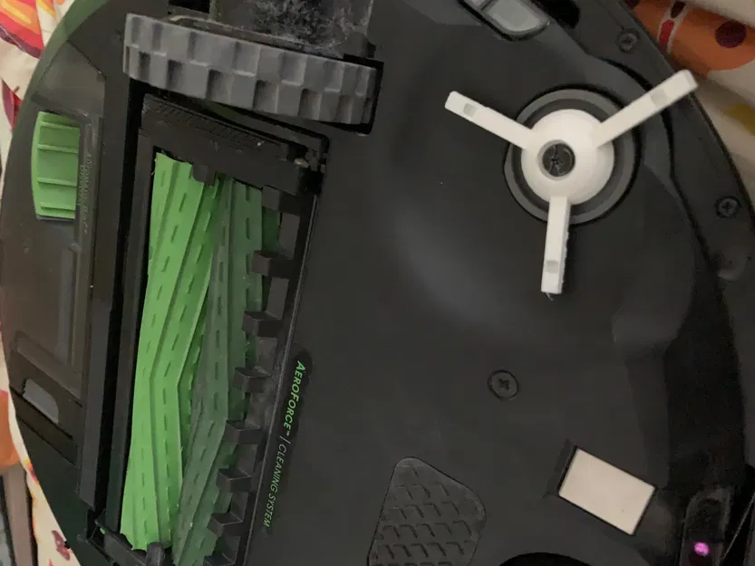 Giá Đỡ Lông Bàn Chải Xoay Robot Hút Bụi Roomba - Image 1