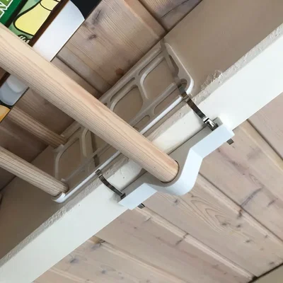 Bookshelves without holes and drills and screws