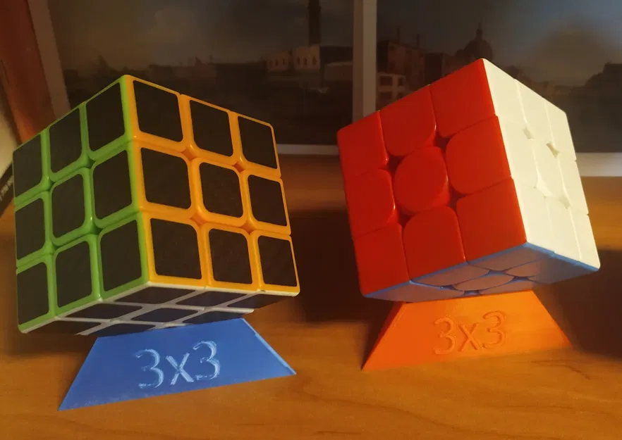 Kệ Đựng Khối Rubik - Image 1