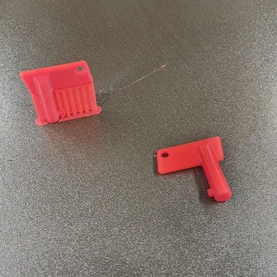 Chìa Khóa Cầu Dao Ắc Quy Marine