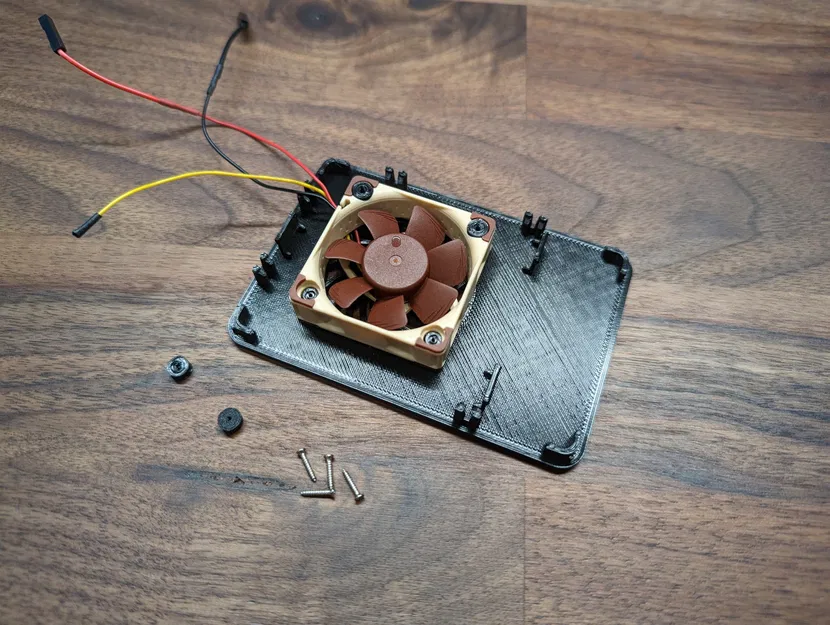 CanaKit Noctua Fan Replacement Lid - Image 3