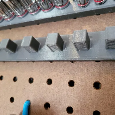 Giá Đỡ Tuýp Cho Pegboard