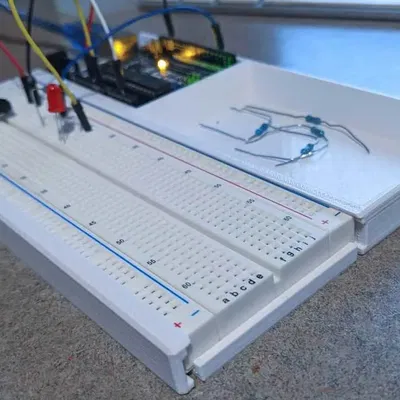 Khay Giữ Arduino Uno và Breadboard