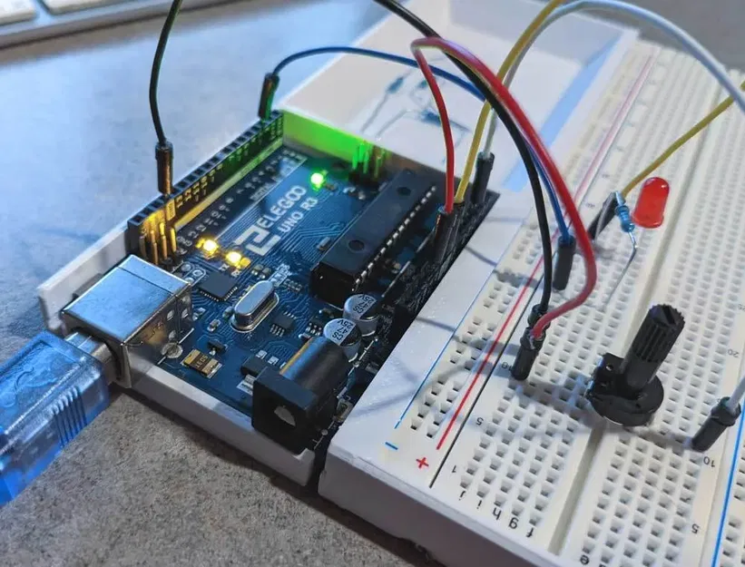 Khay Giữ Arduino Uno và Breadboard - Image 4