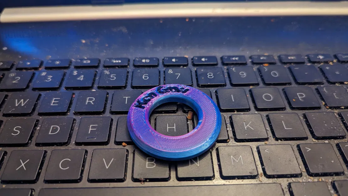 Đồng Xu Maker Đầu Tiên Của Tôi - Image 1