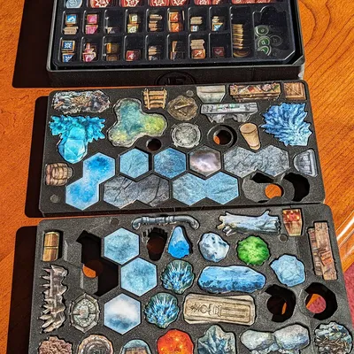 Bộ sắp xếp và khay chứa ô phủ lên Frosthaven