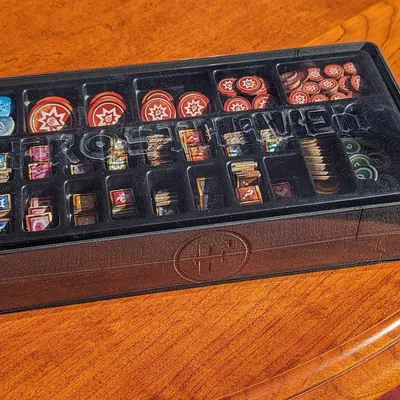 Bộ sắp xếp và khay chứa ô phủ lên Frosthaven