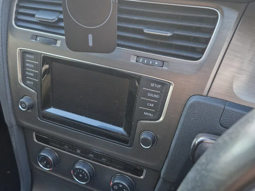 Giá đỡ điện thoại Volkswagen - Image 6