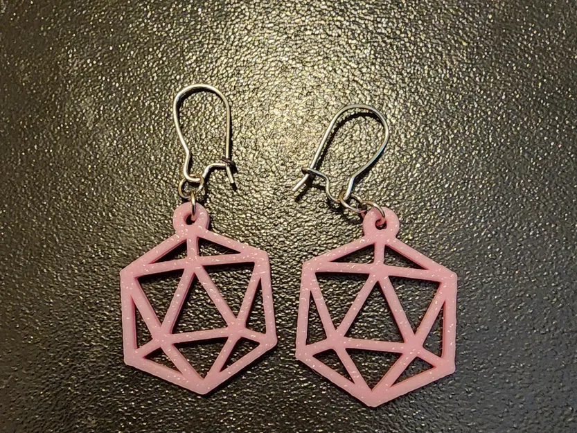 Bông Tai Xúc Xắc D20 - Image 1