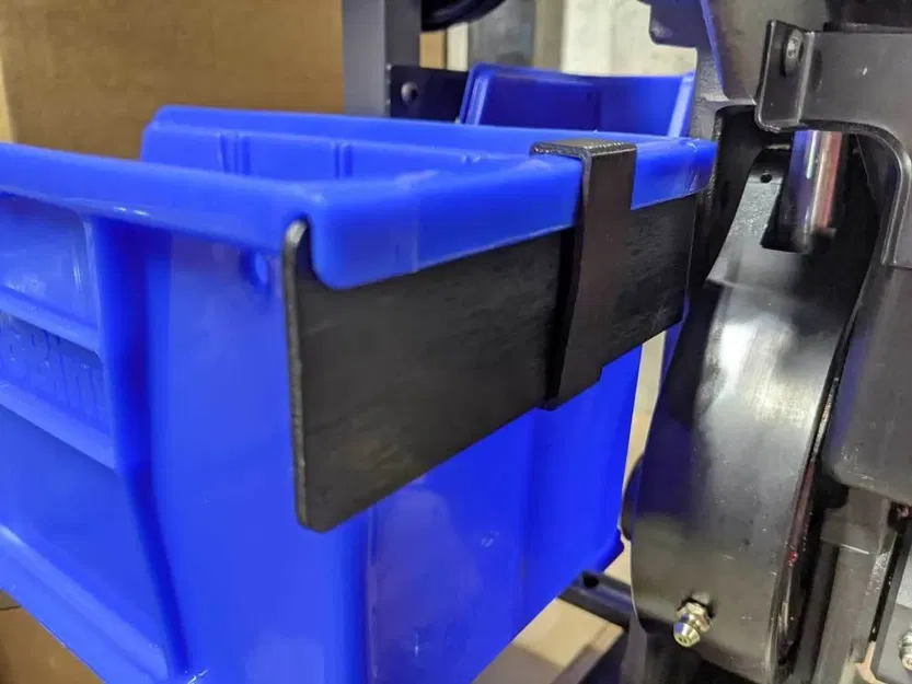 Kẹp Hộp Hứng Đạn Cho Dillon 1100, 1050 - Image 2