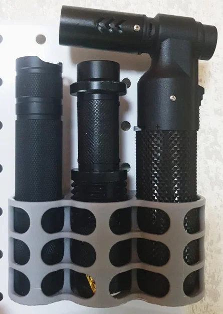 Giá treo tường cho bật lửa gas và đèn pin - Image 1