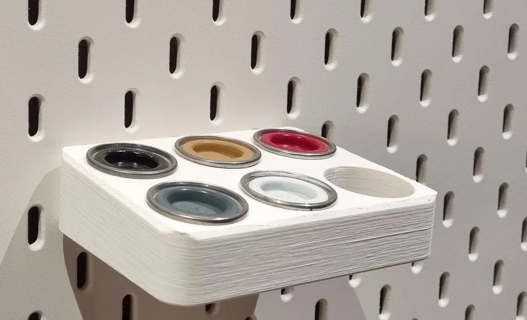 Skadis Revell email paint can holder - Image 1