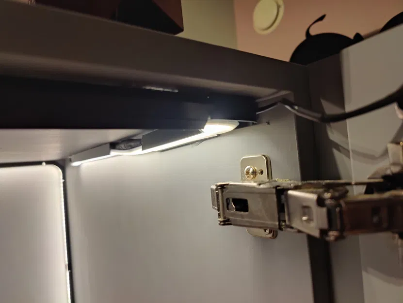 LED strip mount and diffuser - Image 4