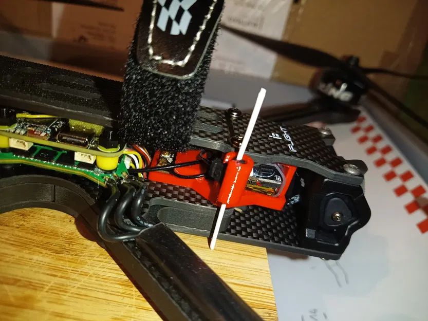 iFlight XL10: Receiver, Antenna và Beeper ExpressLRS - Image 3