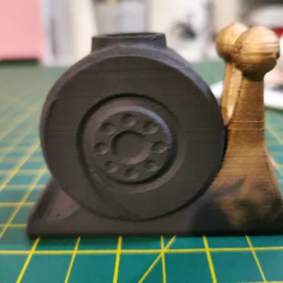 Golden Den Den Mushi - One Piece