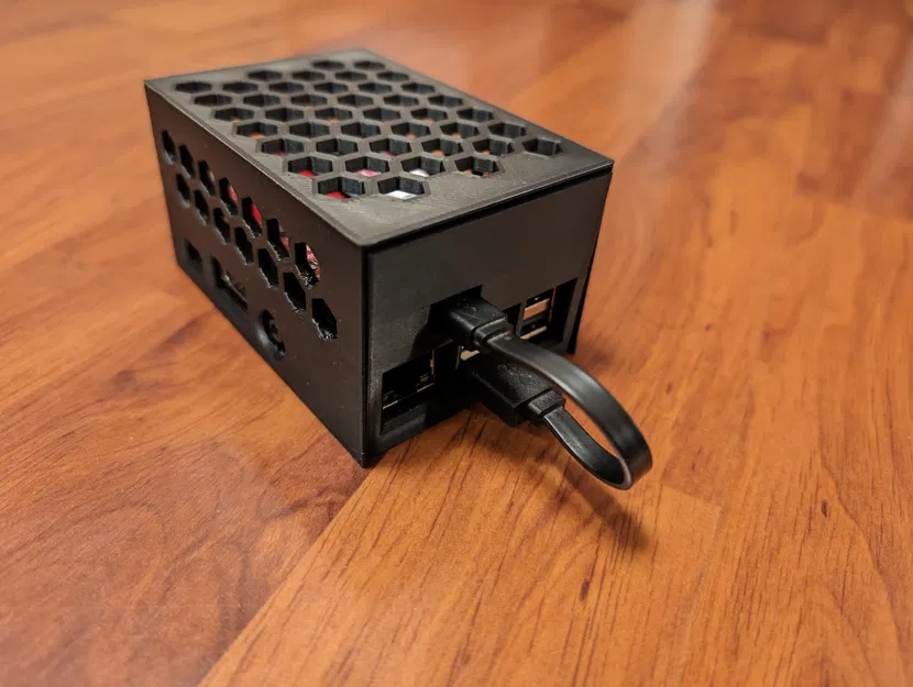 Vỏ Raspberry Pi 3B Hỗ Trợ Ổ Cứng NVME M.2 SATA (Startech) - Image 1