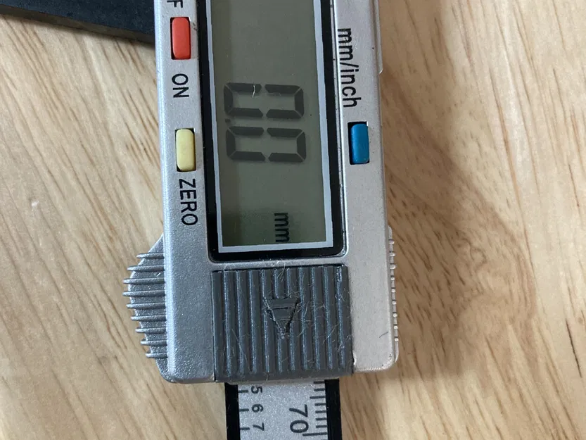 Nắp Pin Cho Thước Cặp Kỹ Thuật Số - Image 1