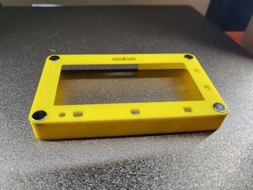 Vỏ Case Nam Châm Cho Pimoroni Badger 2040 - Image 2