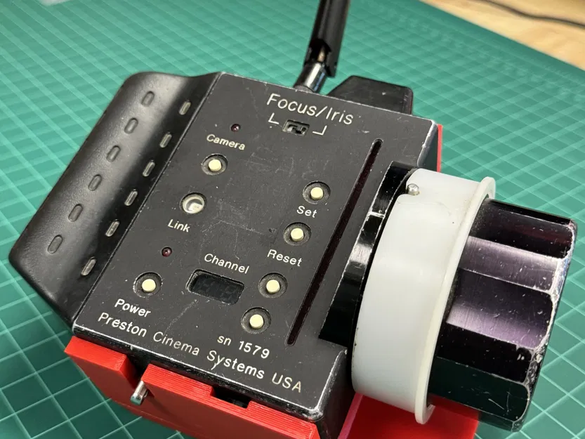 Giá đỡ Iris Kênh Đơn Preston Bản Remix bởi Eduardo Eguia - Image 1