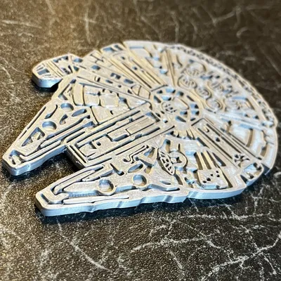 Đế Lót Ly Millennium Falcon