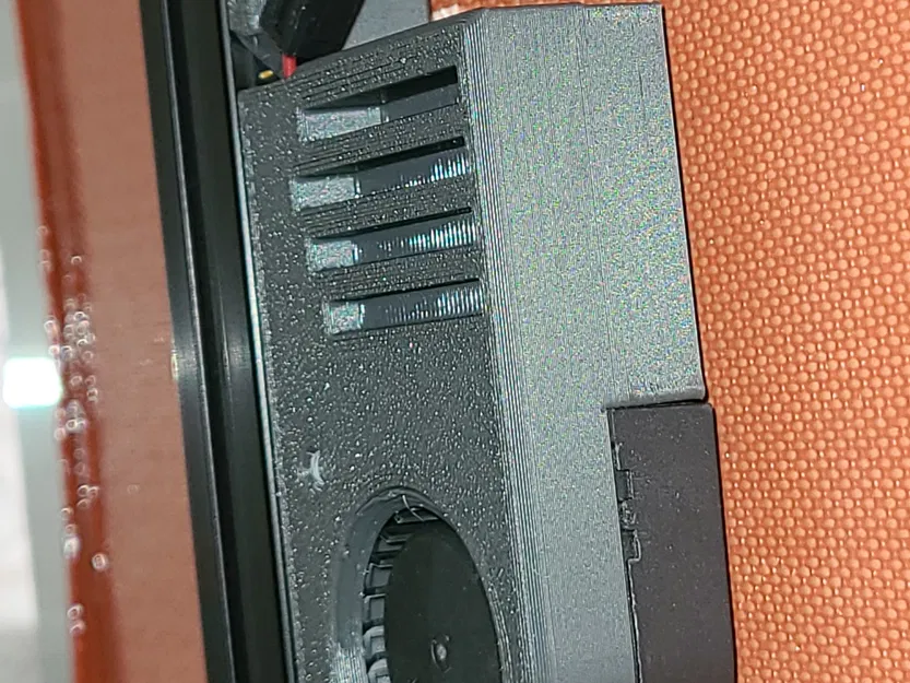 Quạt Đáy Bàn Trident - Image 1