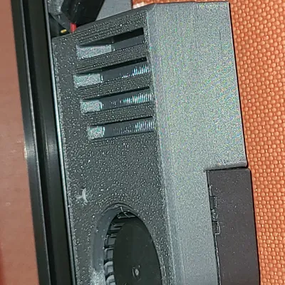 Quạt Đáy Bàn Trident