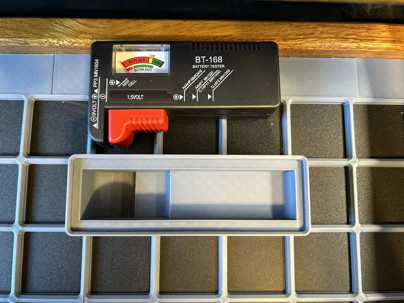 BT-168 Battery Tester Gridfinity Holder - Image 3