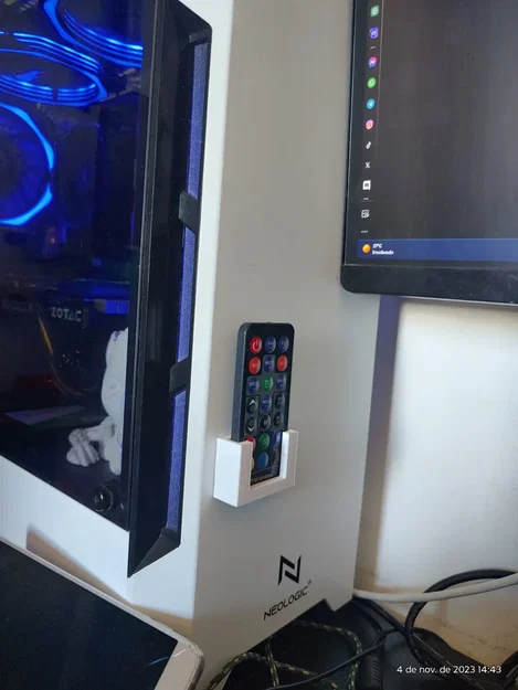 Vỏ Hộp Điều Khiển Quạt RGB - Image 1