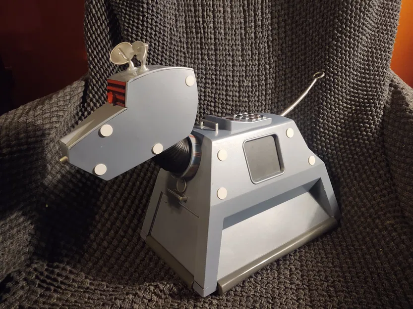 Doctor Who - K9 - Plug - Image 1