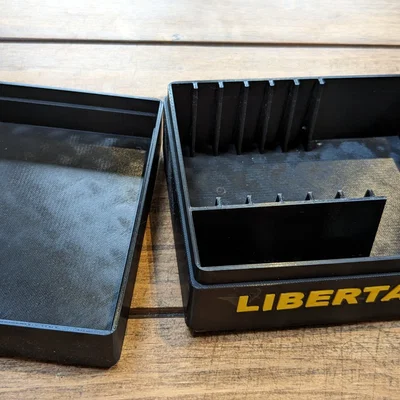 Hộp Đựng Game Bàn Libertalia