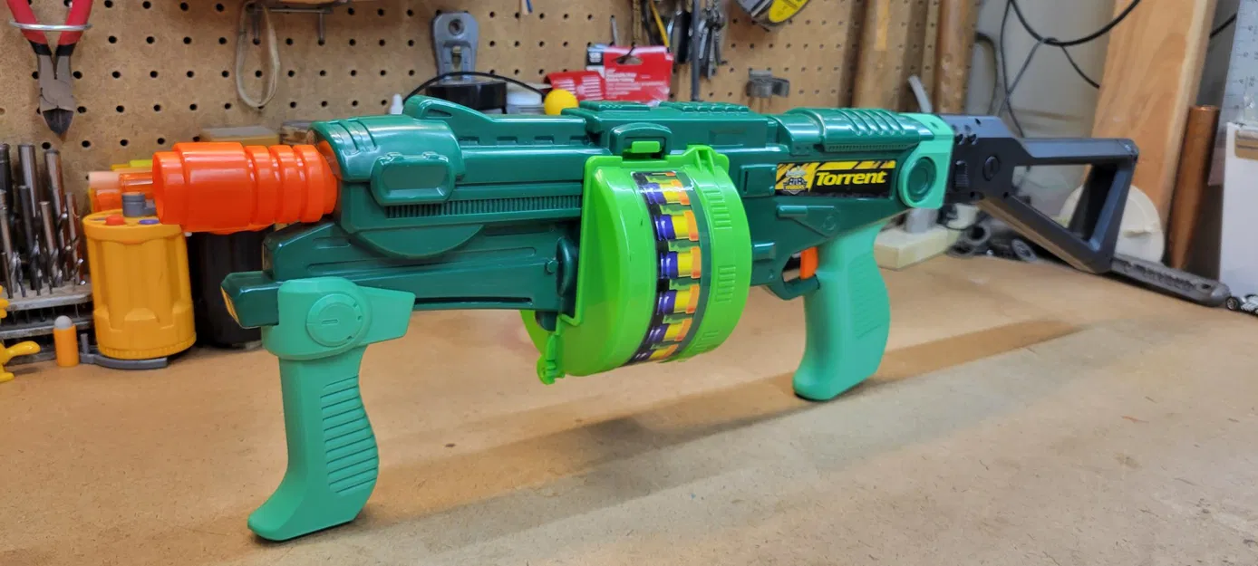 Báng Súng Phía Sau Buzz Bee Torrent - Image 4