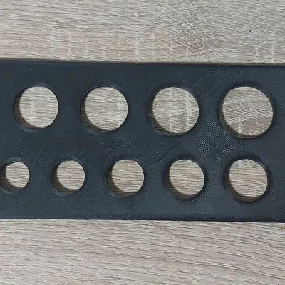 zásobník na české koruny