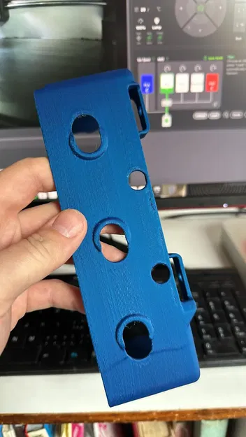 Giá đỡ máy lạnh Drziak klimy - Image 2