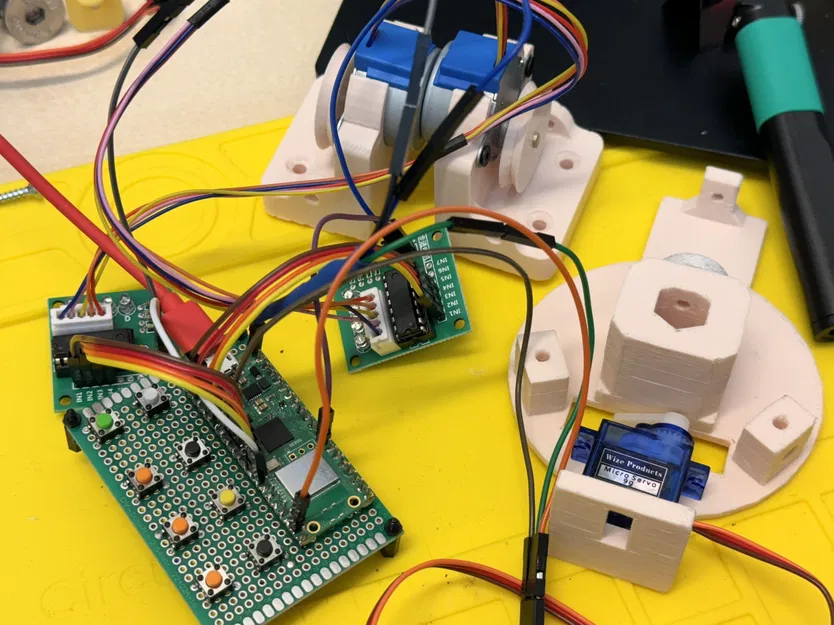 Parts for a vertical pen plotter - Image 2
