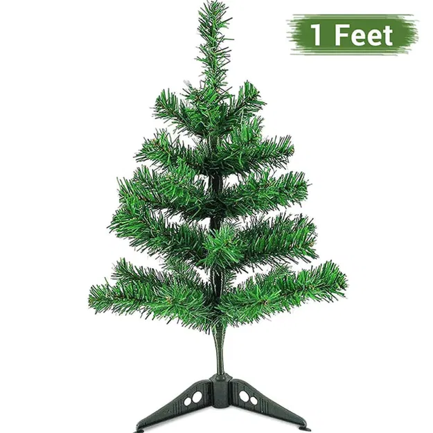 Chân Đặt Trên Cây Thông Noel - Image 1