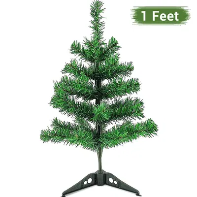 Chân Đặt Trên Cây Thông Noel