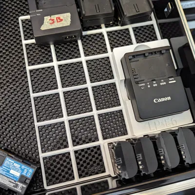 Khay Sạc Canon LC-E6 (LP-E6) - Gridfinity