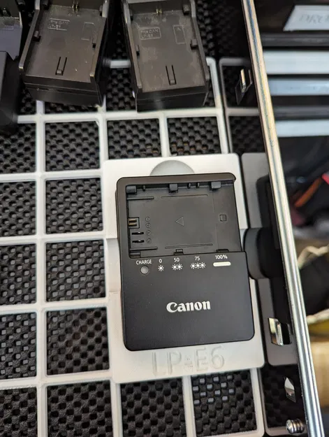 Khay Sạc Canon LC-E6 (LP-E6) - Gridfinity - Image 4