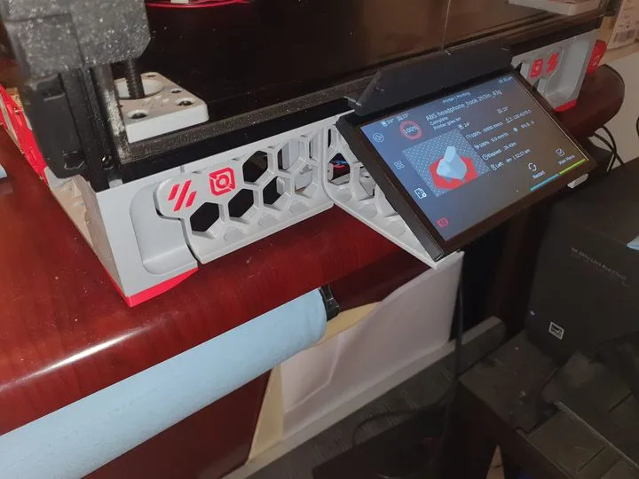 Giá đỡ màn hình Voron Trident BTT Pi TFT 70 - Image 1