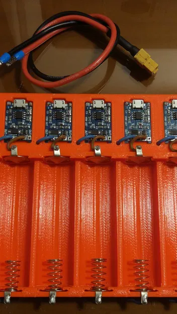 TP 4056 1A Sạc cho 10 Cell Pin 18650 21700 - Image 1