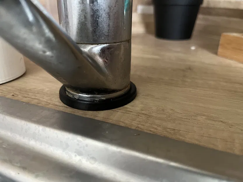 Ring under tap - Image 1