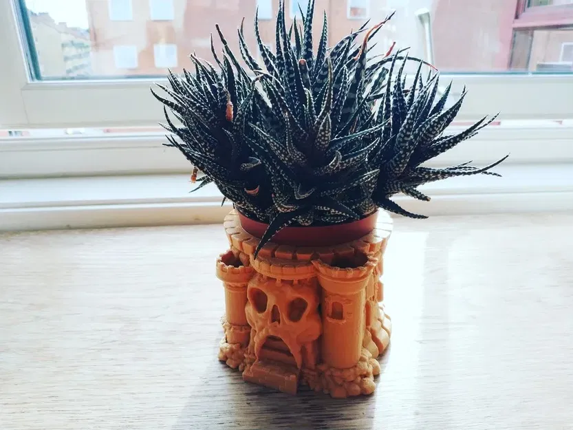 Chậu Trồng Hoa/Cây Cảnh - Image 1