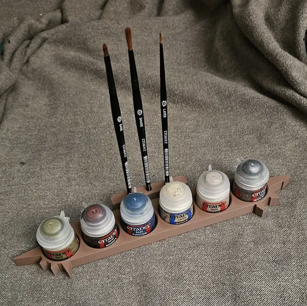 Giá đỡ sơn & cọ tri ân Warhammer Age of Sigmar - Image 2